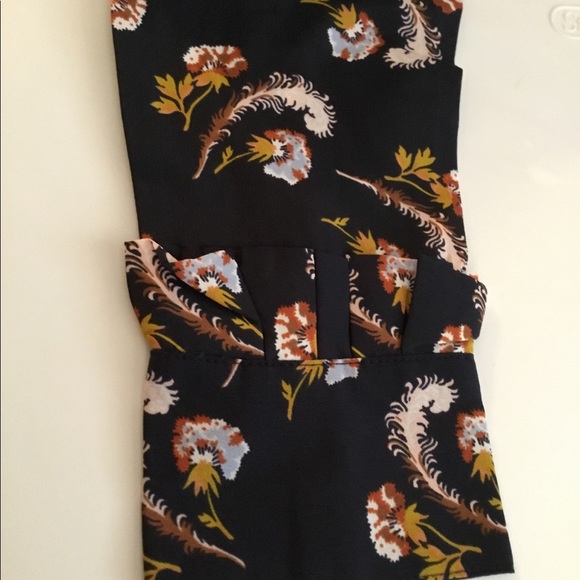 NWT Banana Republic Dillon navy/gold floral shirt - Picture 4 of 6